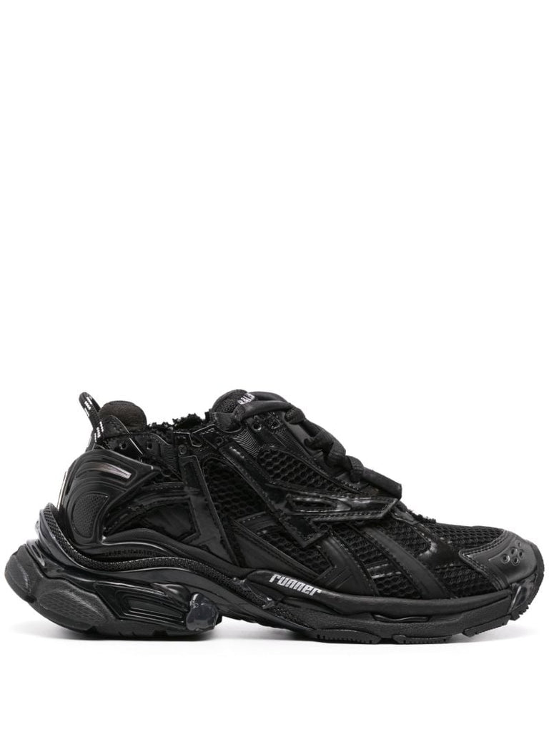 Black Runner Sneakers