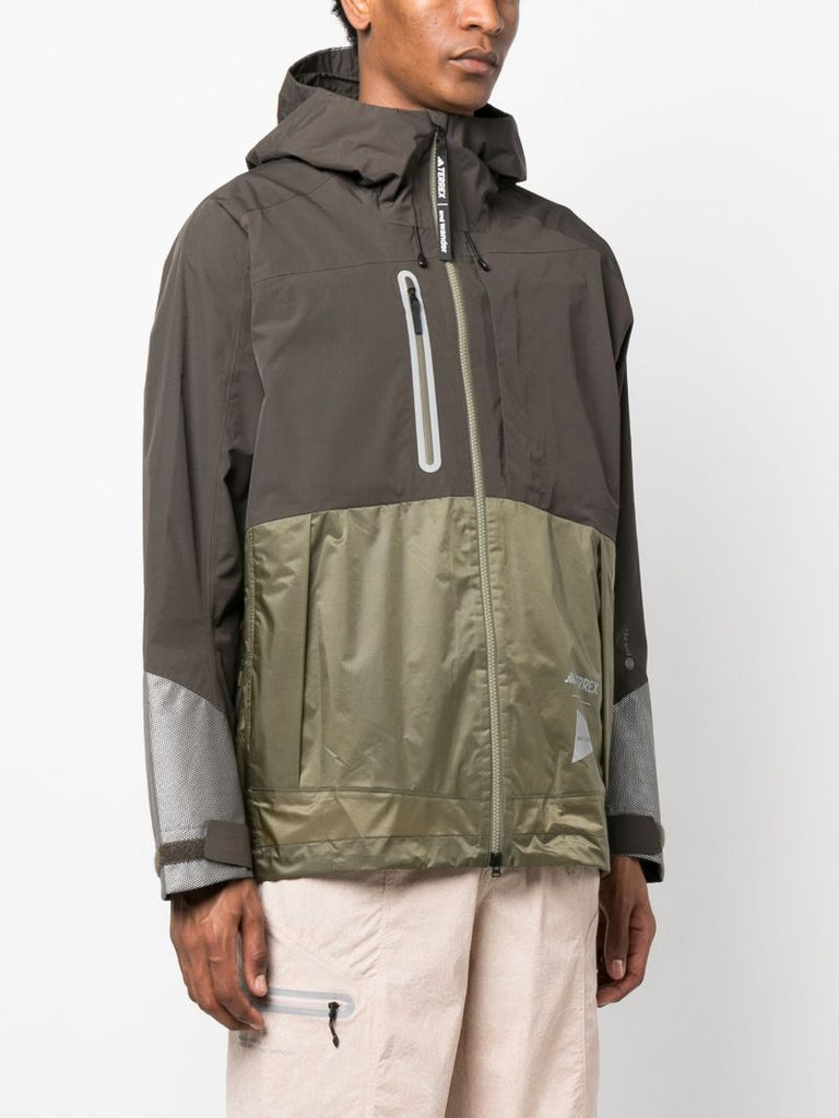 X and Wander Green Xploric Rain.dry Jacket