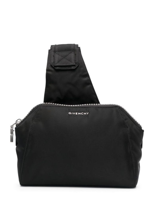 Black Antigona Small Shoulder Bag