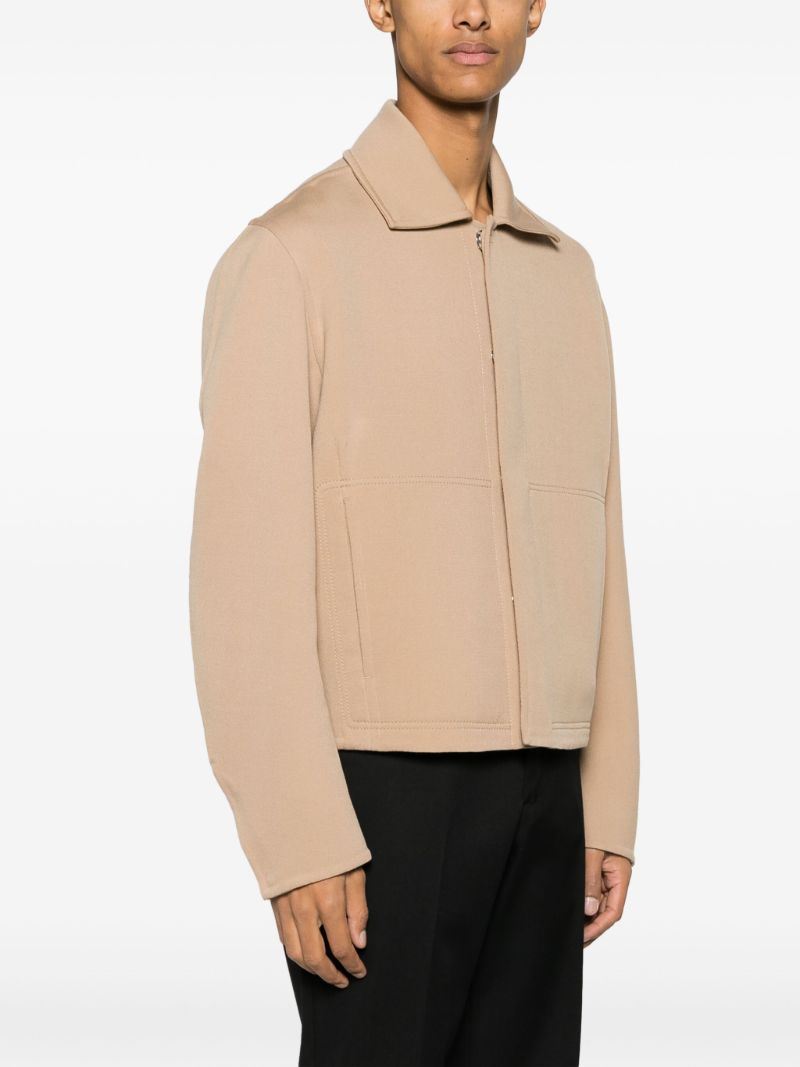 Spread-collar Jacket
