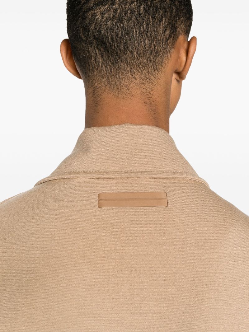 Spread-collar Jacket