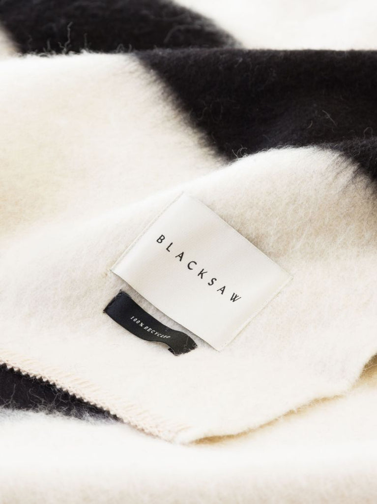 White Siempre Striped Blanket