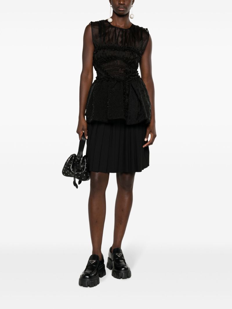 Black Ubelle Ruffled Top