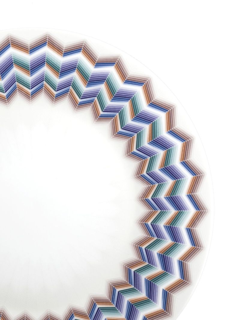 White Jarris Zig-zag Charger Plate