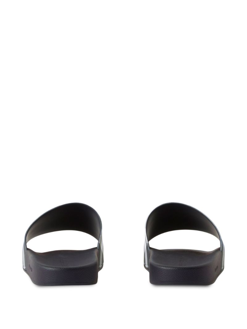 Black Check-print Slides