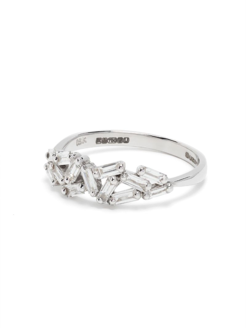 18k White Gold Cluster Diamond Ring