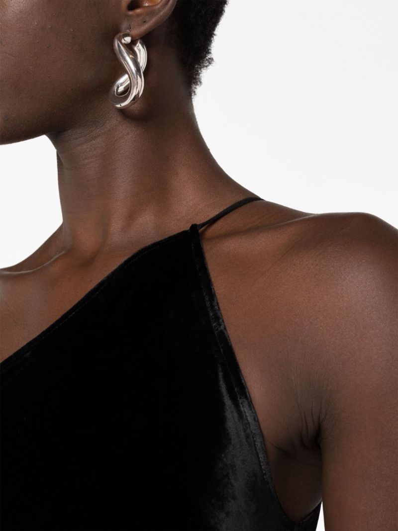 Black Taco One-shoulder Gown