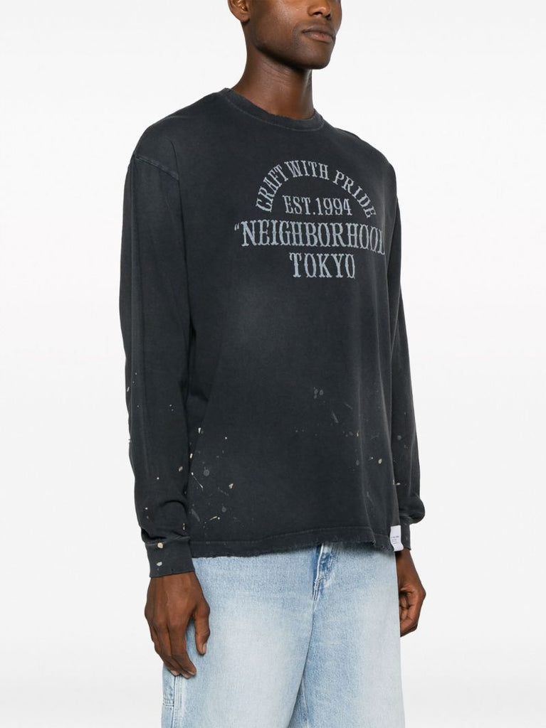 Black Damage Slogan-print T-shirt