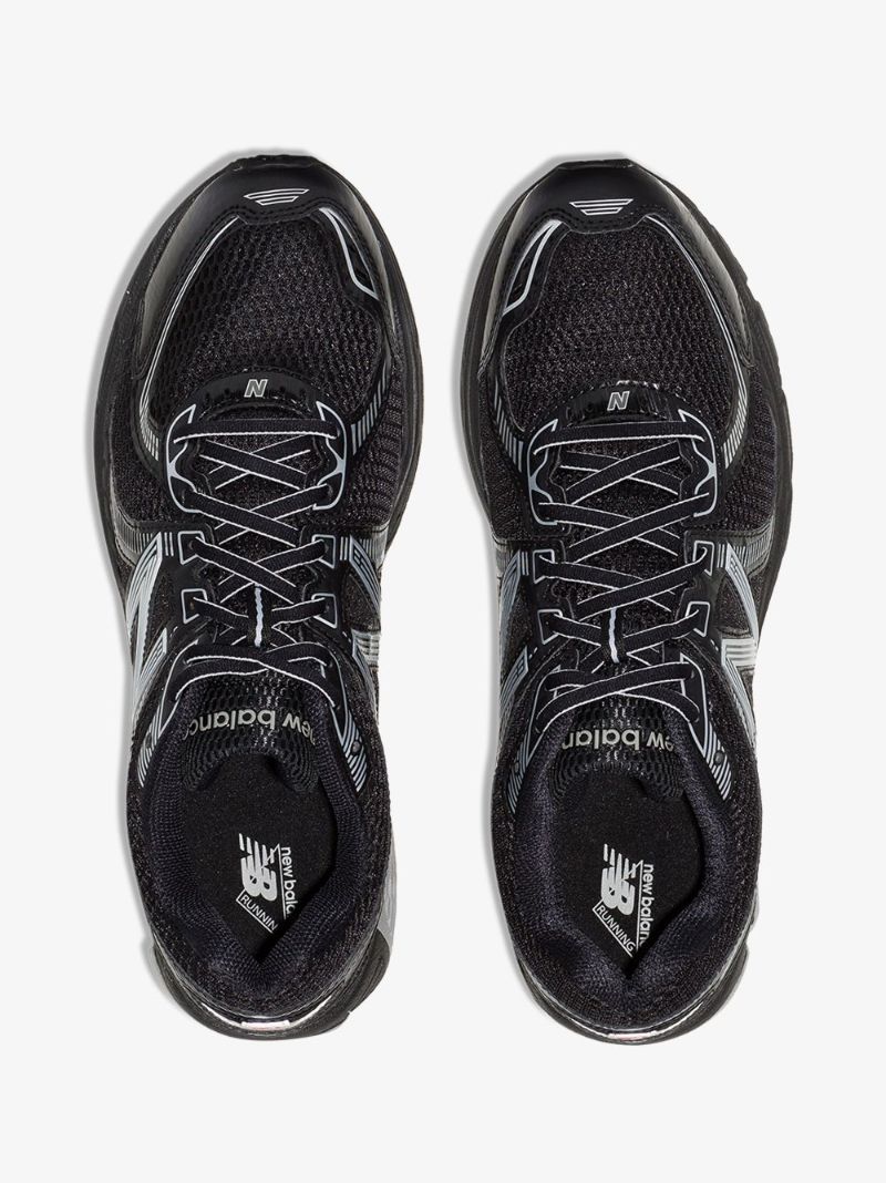 Black 860v2 Running Sneakers