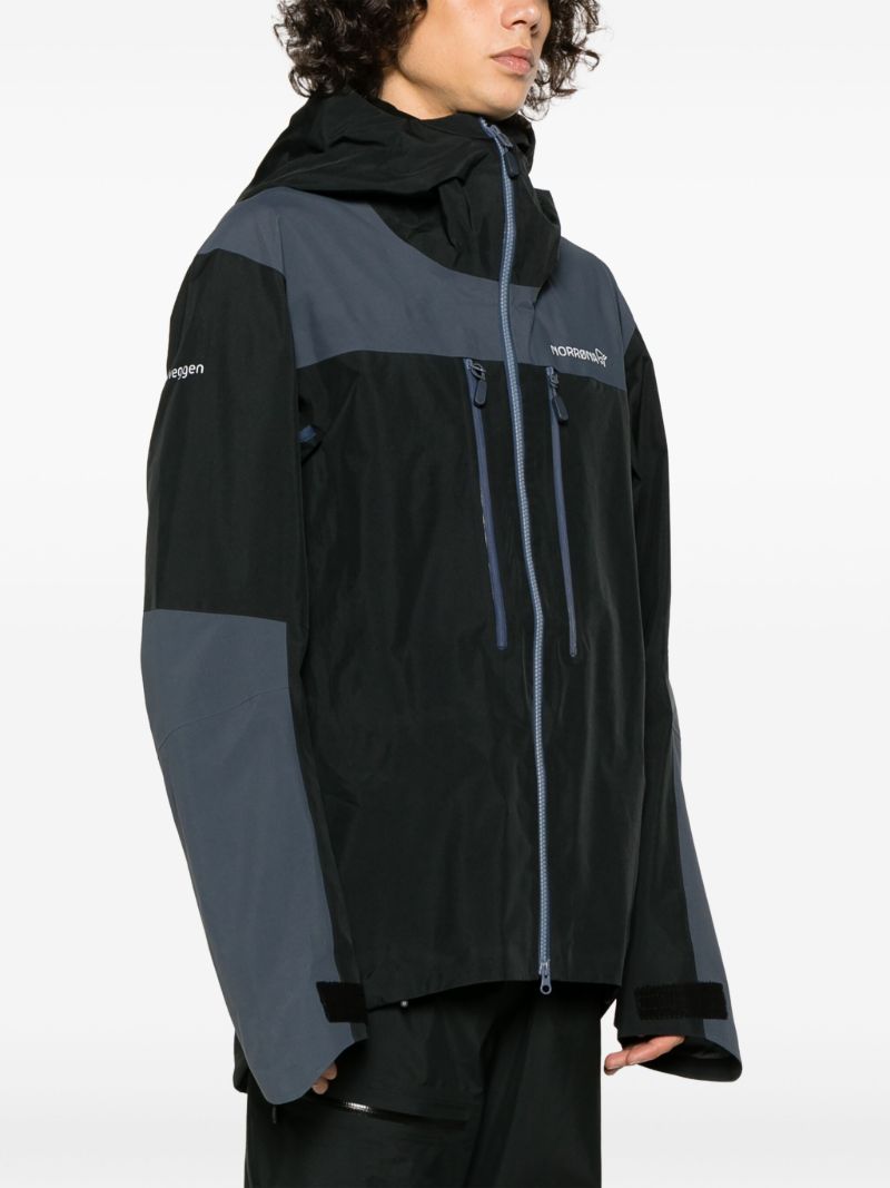 Black Trollveggen Gore-tex Windbreaker