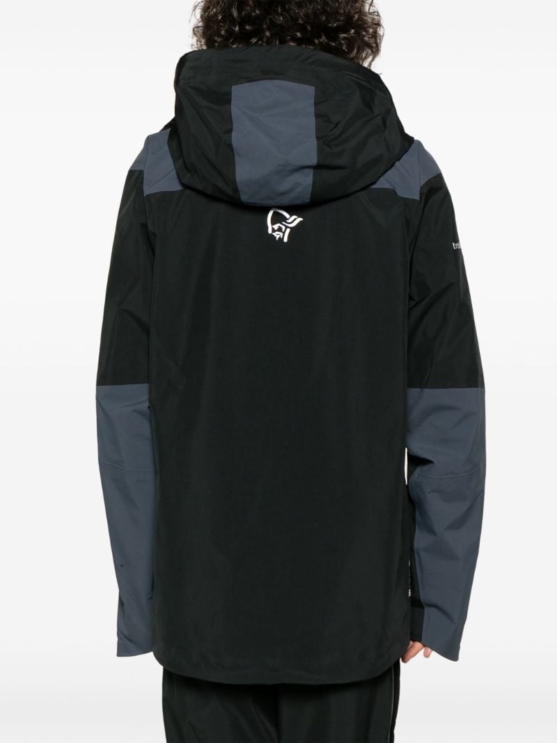 Black Trollveggen Gore-tex Windbreaker