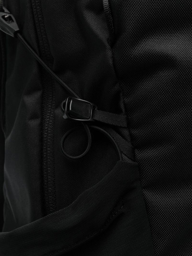Black Mantis 16l Logo-embroidered Backpack