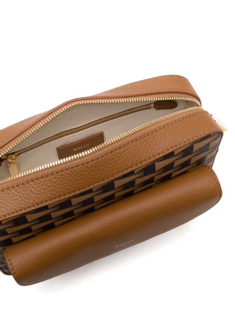 Brown Daniel Pennant Leather Cross Body Bag