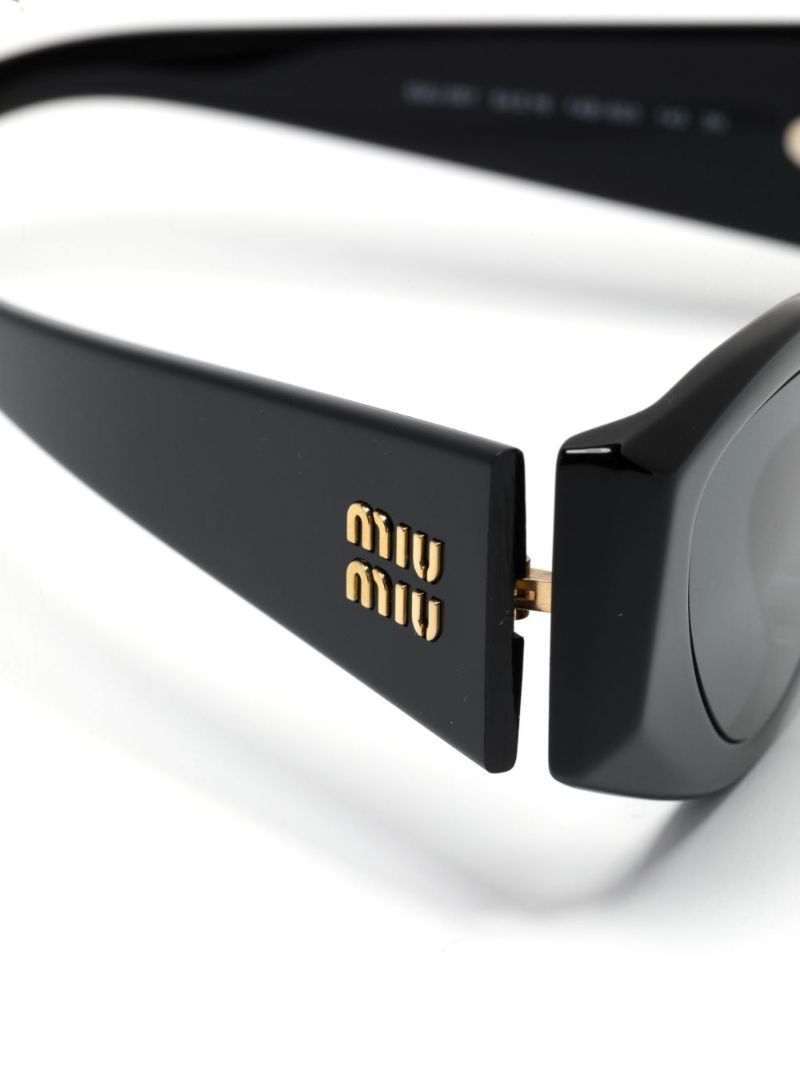 Black Cat Eye-frame Sunglasses