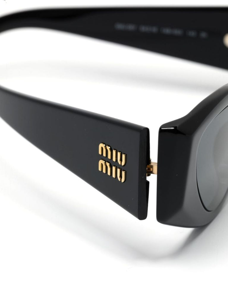 Black Cat Eye-frame Sunglasses