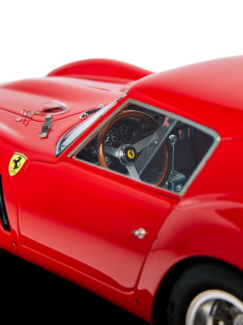 Red Ferrari 250 Gto Replica