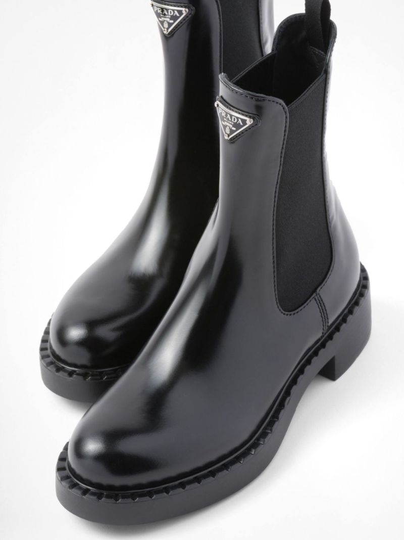 Black Enamel Triangle Leather Boots