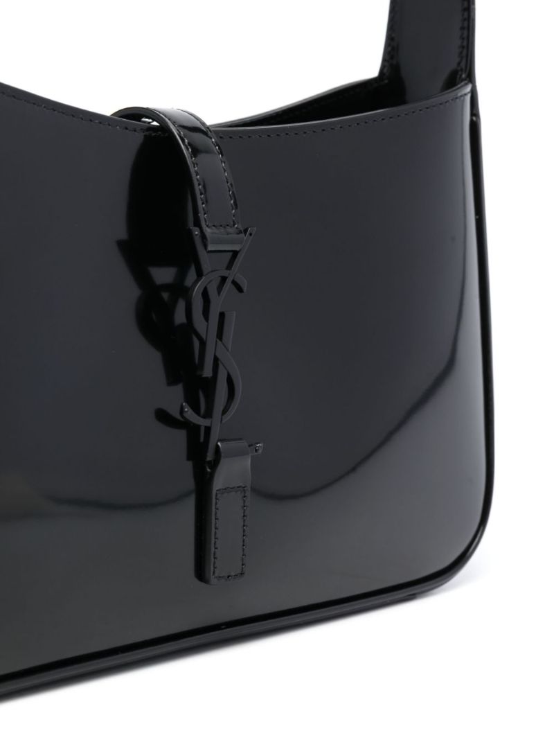 Black Le 5 Ã_x0083_Â  7 Patent-leather Shoulder Bag