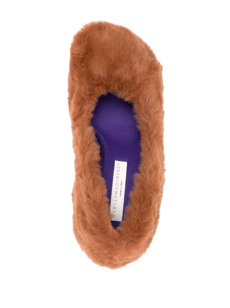 Brown 95 Ryder Shaggy Pumps