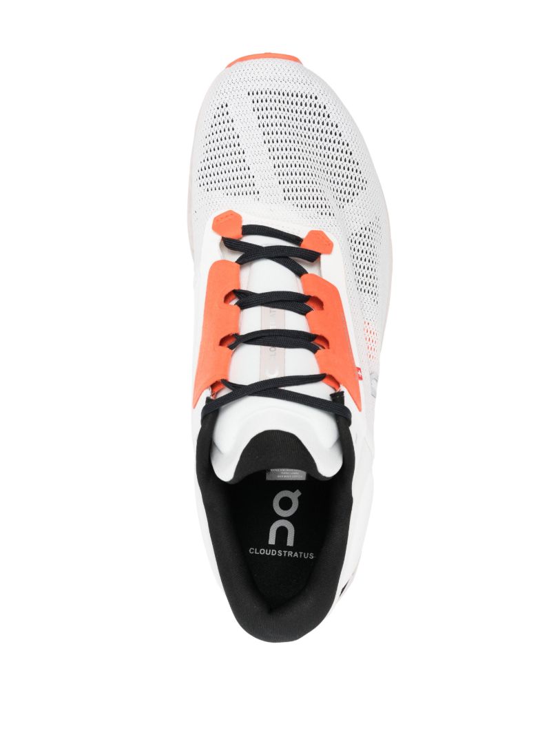 White on Cloudstratus 3.0 Running Sneakers