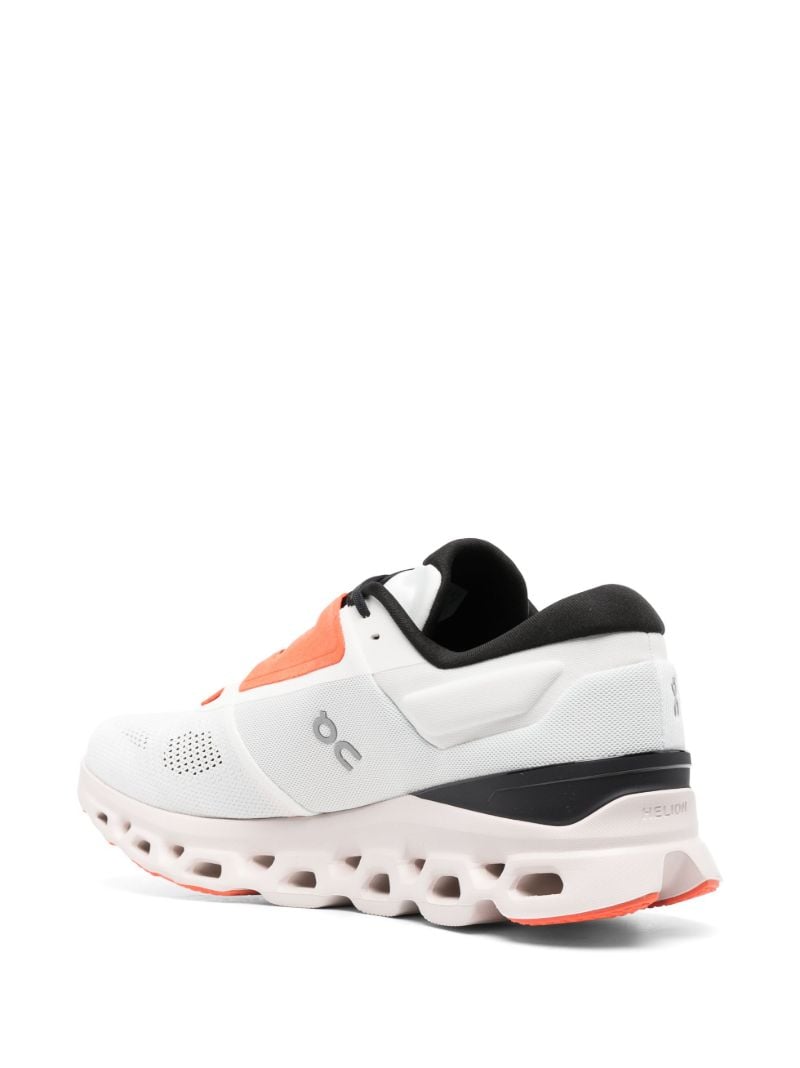 White on Cloudstratus 3.0 Running Sneakers