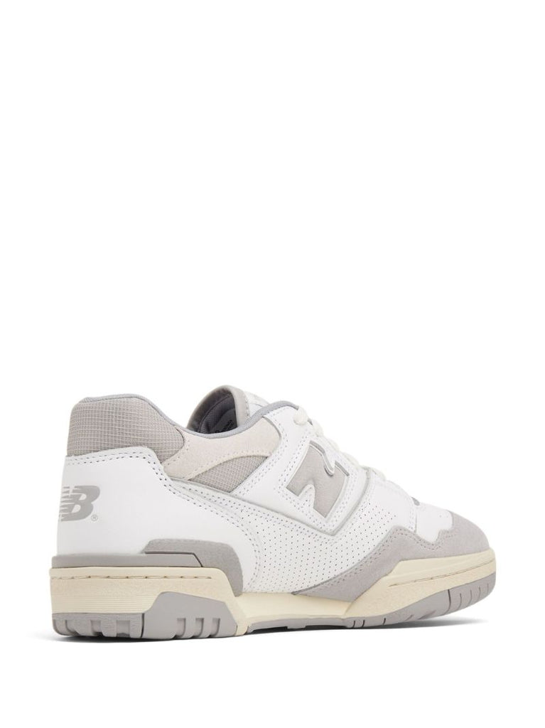 550 Sneakers