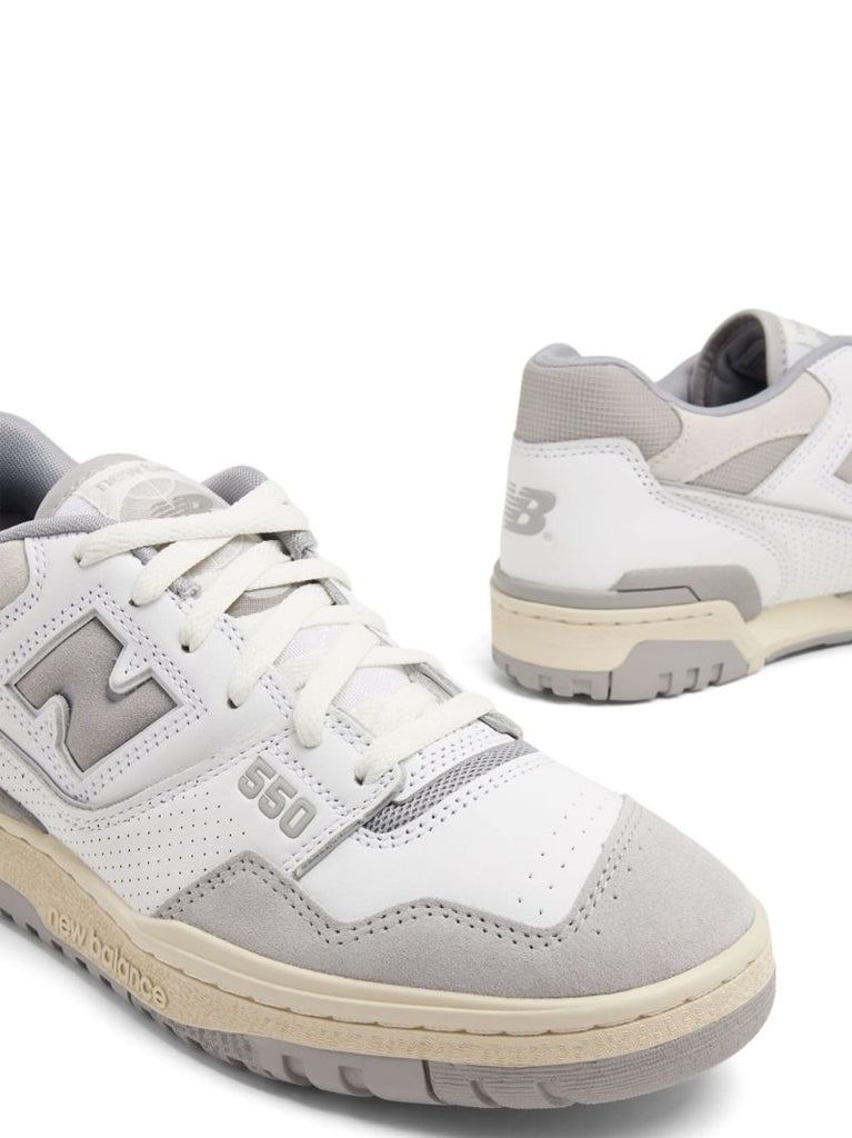 550 Sneakers