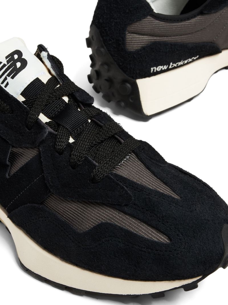 327 Sneakers