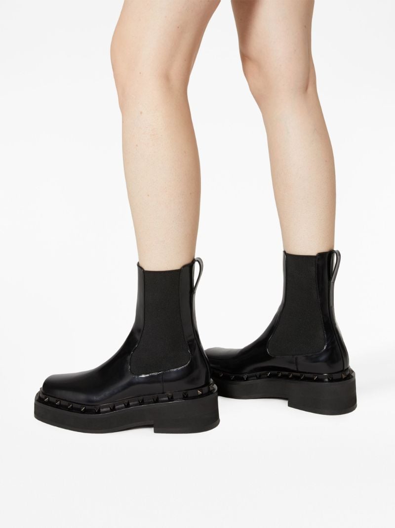 Black M-way Rockstud Beatle Boots