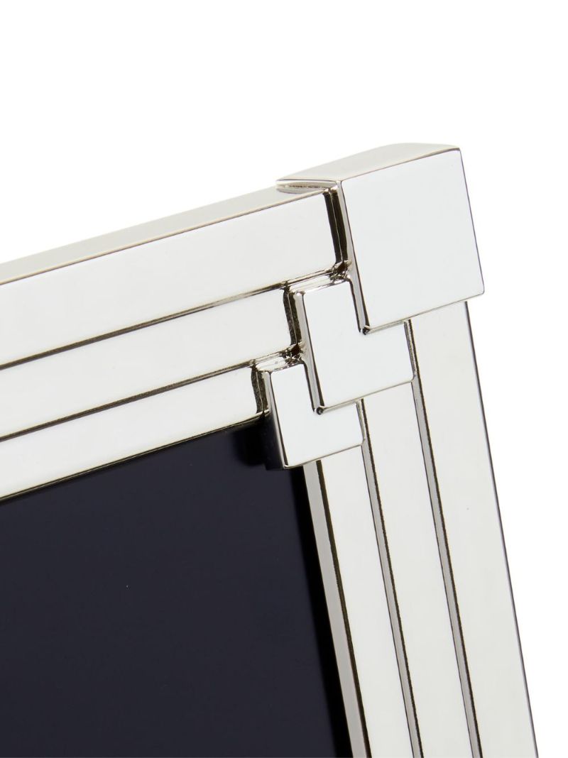 Silver-tone Gammond Frame