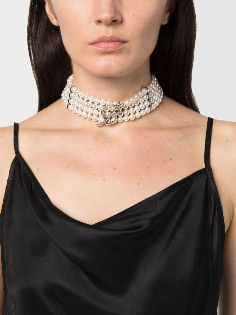 Silver-tone Logo-plaque Pearl Choker Necklace