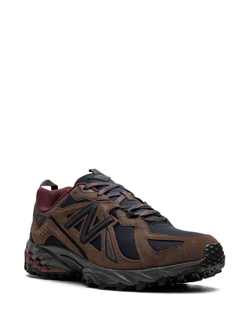 610v1 Sneakers