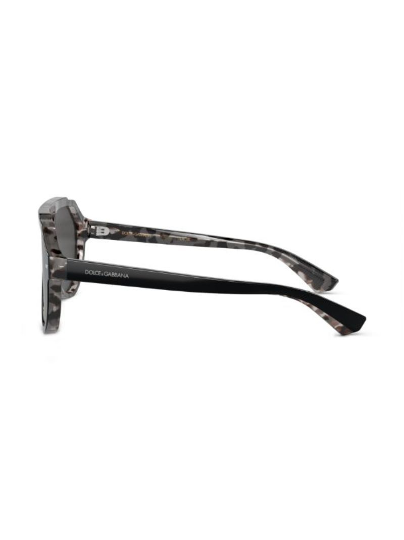 Black Pilot-frame Tinted Sunglasses