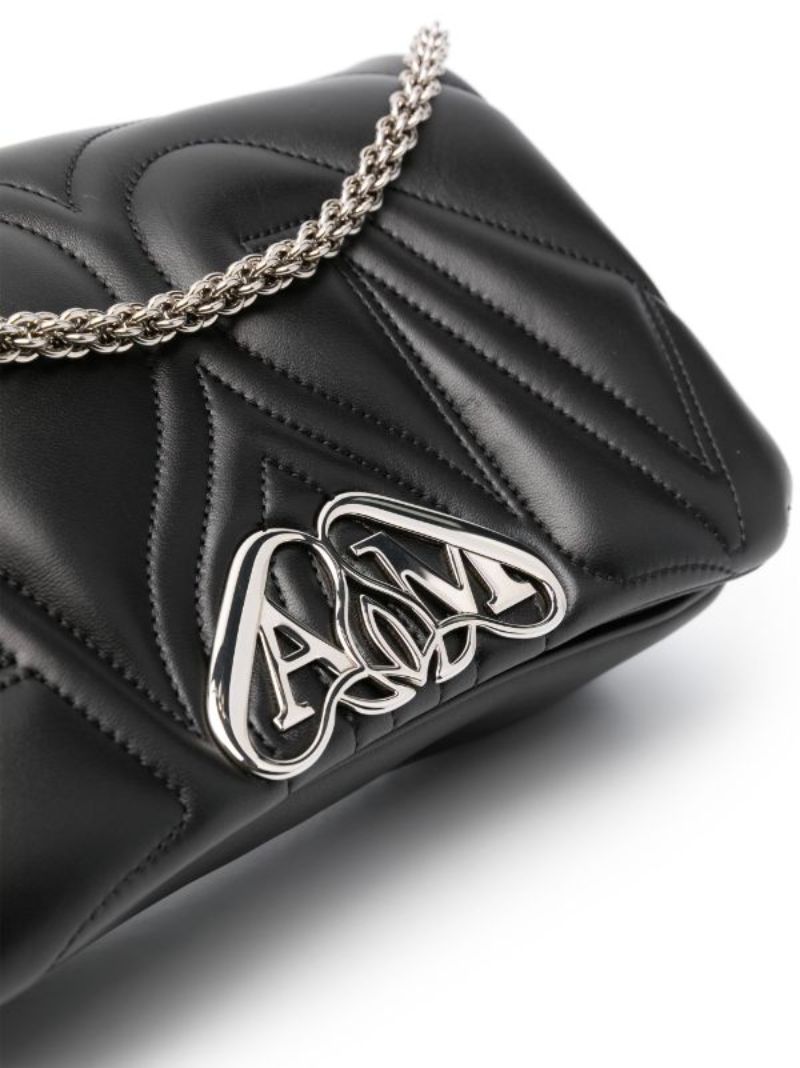 Black the Seal Small Leather Shoulder Bag