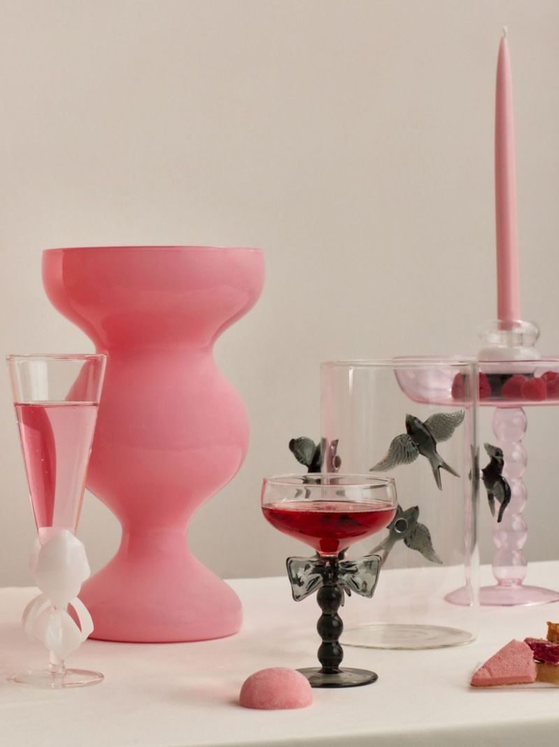 Black Bow Coupes Glasses Set