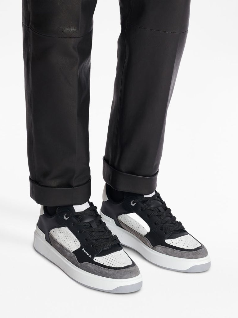 Neutral B-court Flip Sneakers