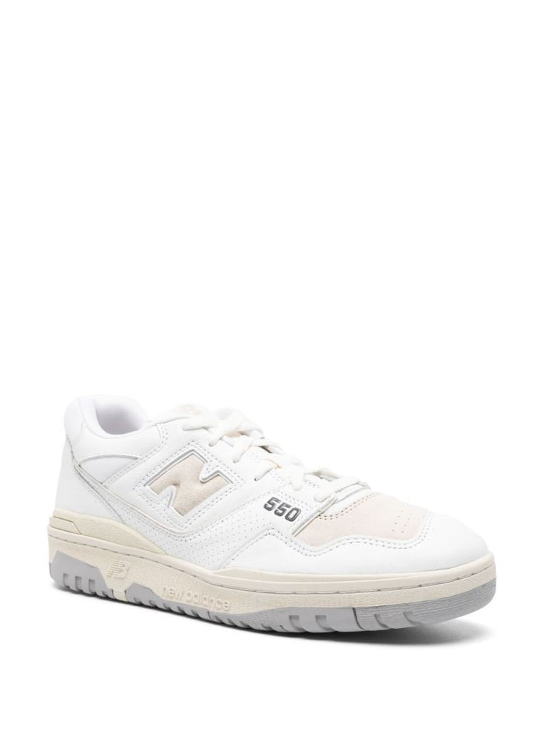 550 Sneakers