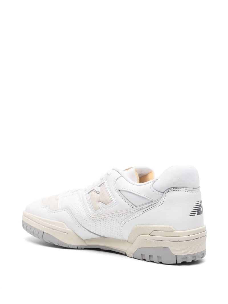 550 Sneakers
