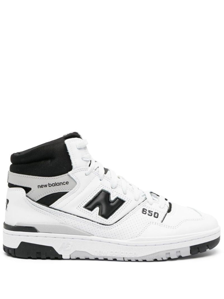 650 Sneakers