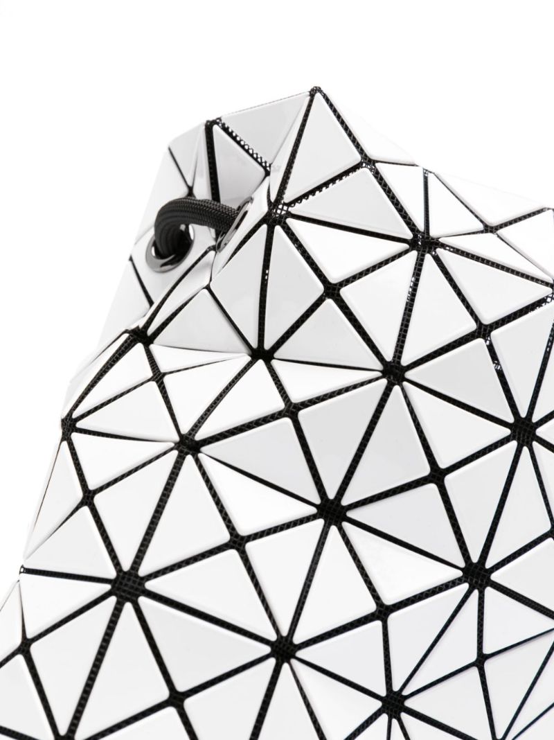 White Wring Shoulder Bag