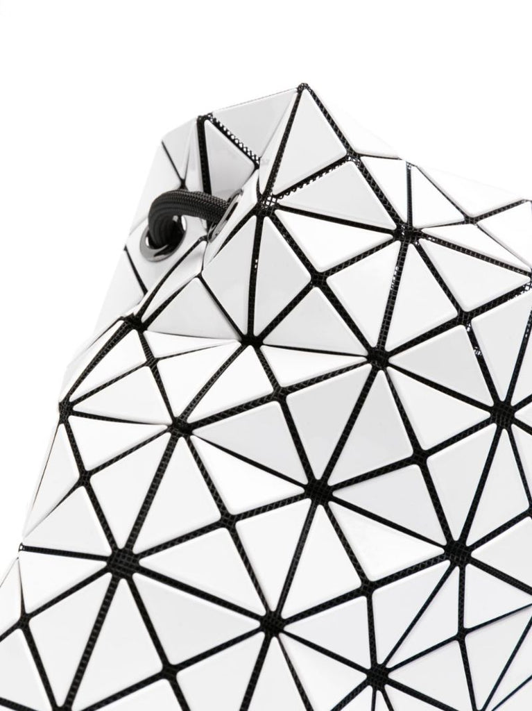White Wring Shoulder Bag