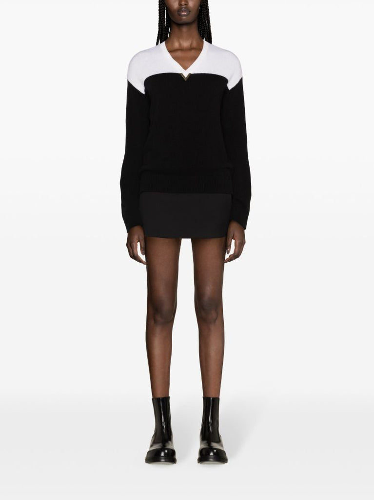 Black Low-rise Wool Skirt
