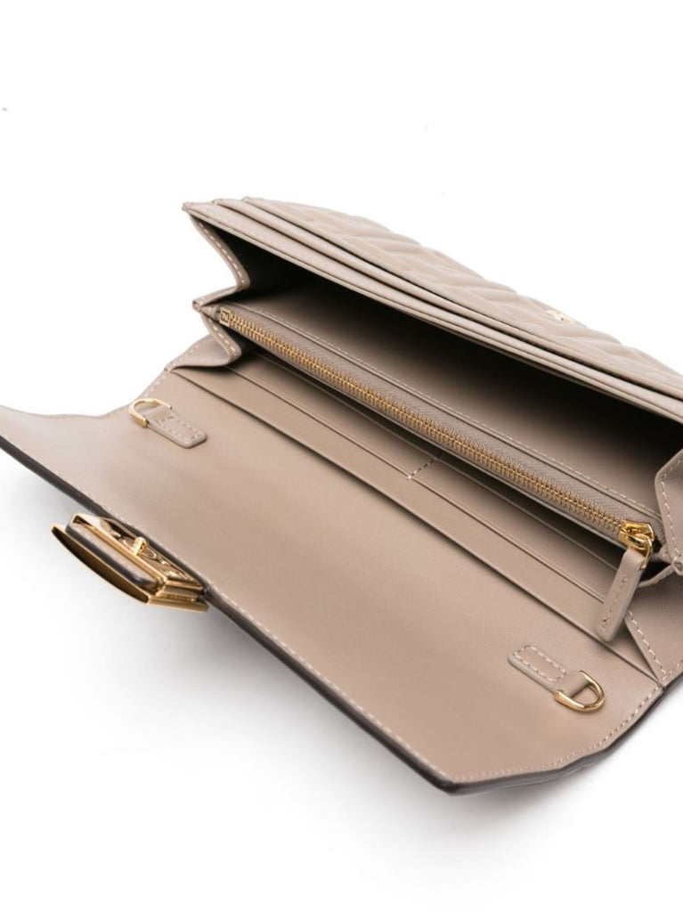 Baguette Chain Wallet