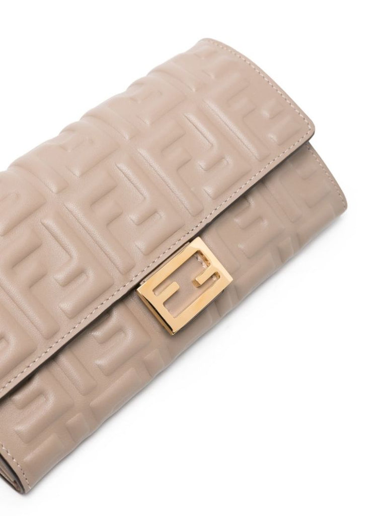 Baguette Chain Wallet