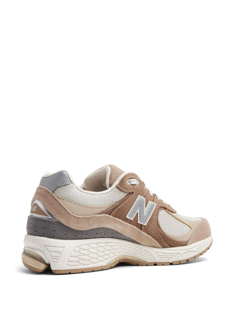 Brown 2002r Sneakers