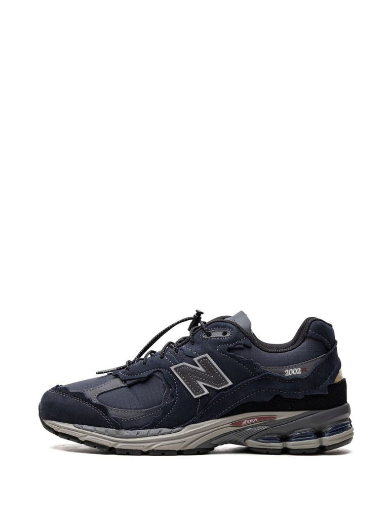 2002rd Sneakers