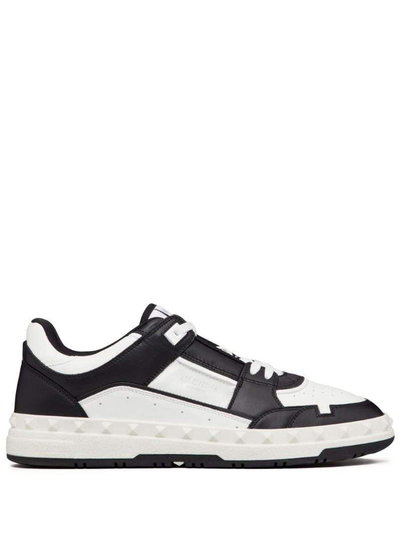 Black Freedots Leather Sneakers