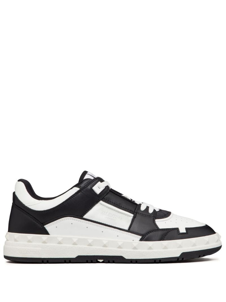 Black Freedots Leather Sneakers