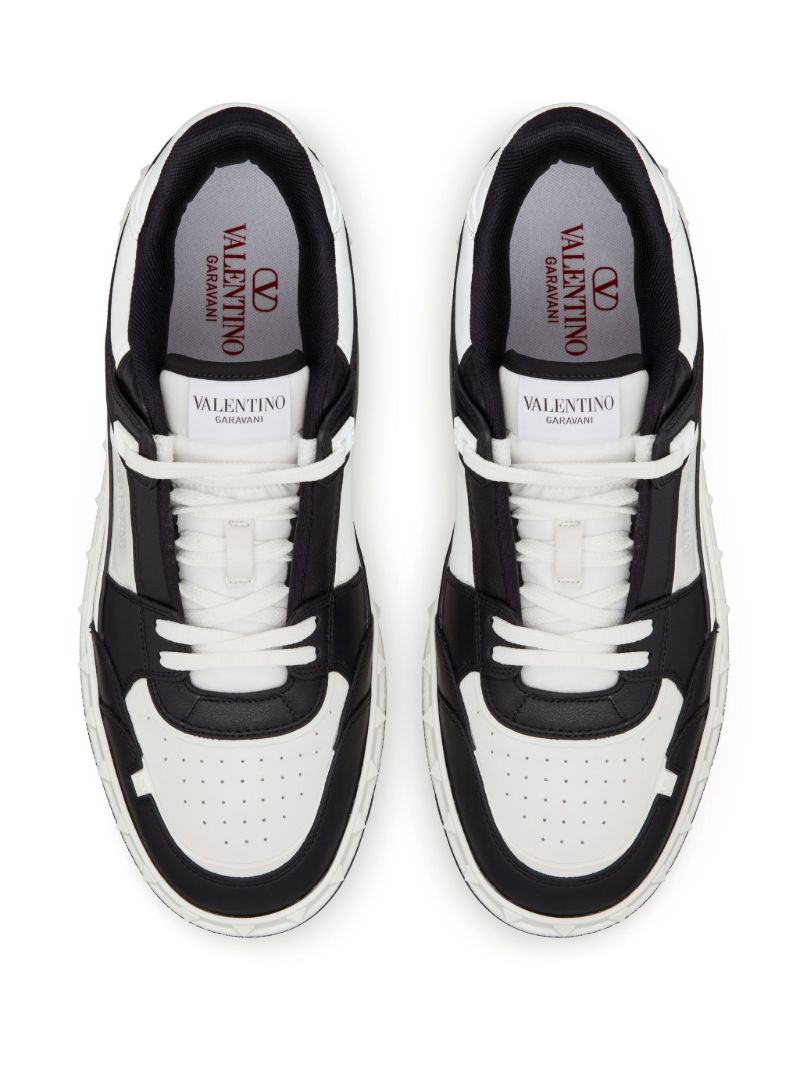 Black Freedots Leather Sneakers