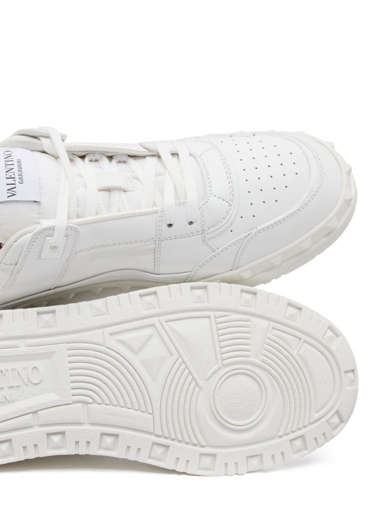 White Freedots Low Top Sneakers